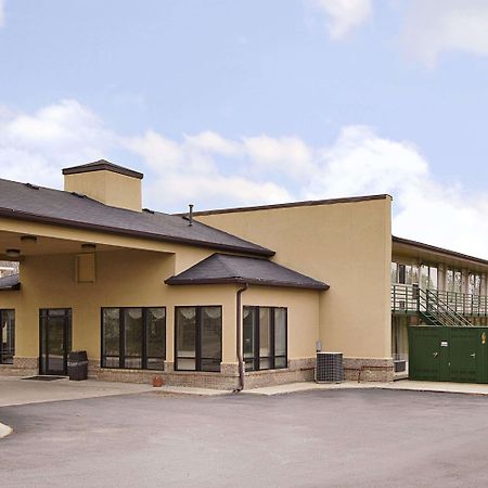 Days Inn By Wyndham White House Exteriör bild