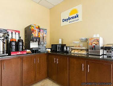 Days Inn By Wyndham White House Exteriör bild